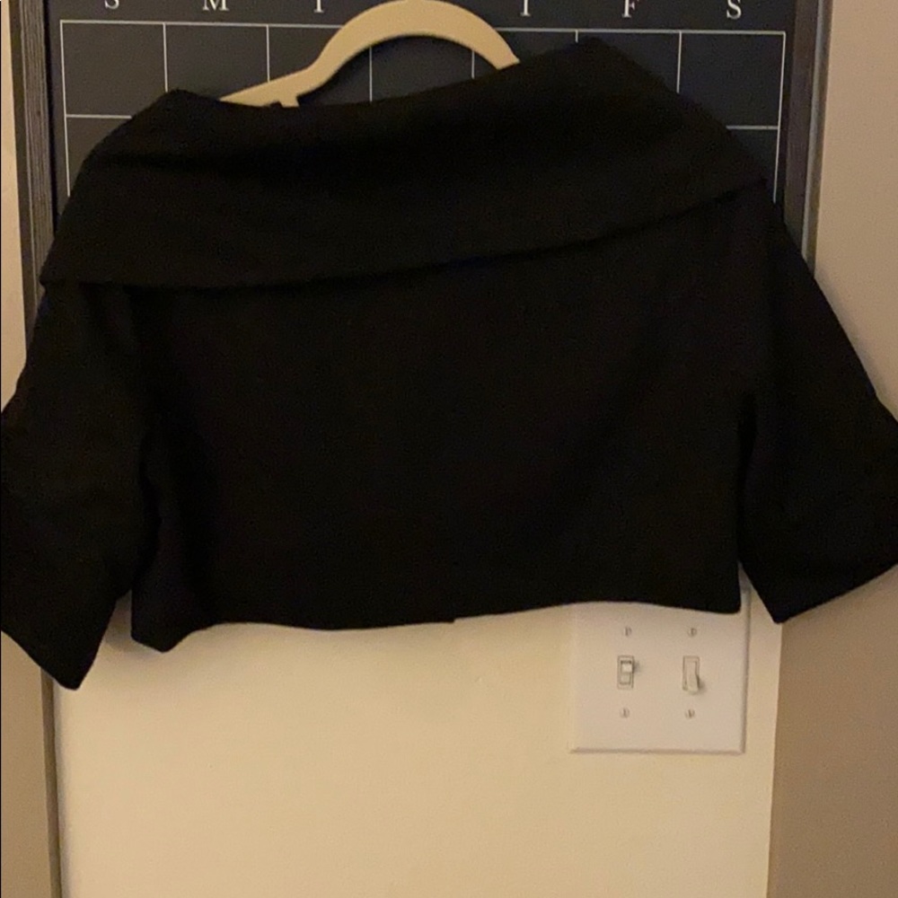 Shoulder jacket - Picture 3 of 3